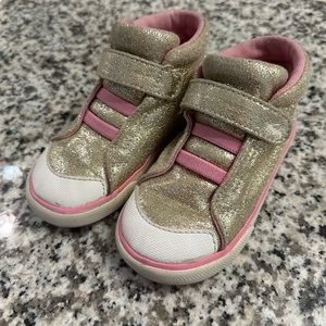 See Kai Run High Top Drew Sneaker